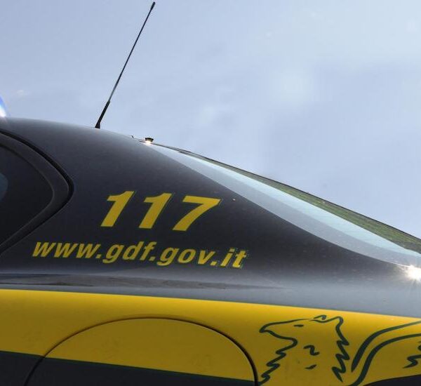 Guardia di Finanza - Pennainmovimento