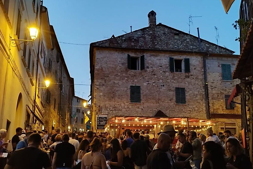 Suvereto, “Calici di stelle”: i numeri del successo