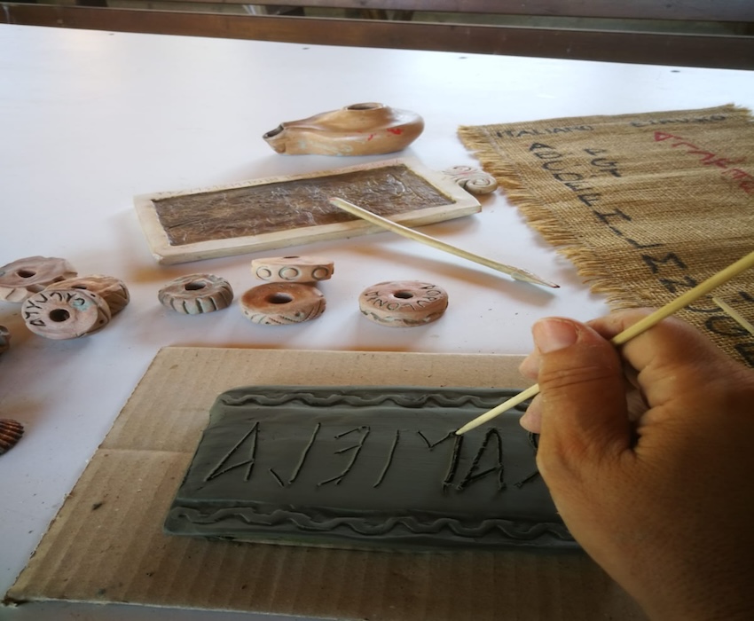Laboratorio scrittura etrusca - Pennainmovimento