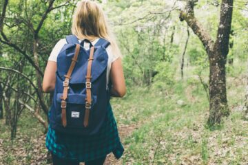 Dalla classe al bosco: la terapia forestale contro l’ansia giovanile
