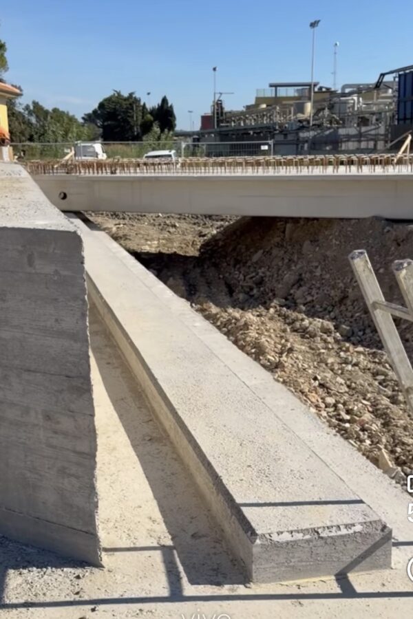 Campiglia Marittima: proseguono i lavori di costruzione del ponte in via Cerrini
